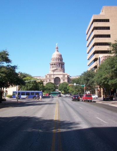 Spoiler Discussion for The Last Thing He Told Me: part of the book takes place in Austin Texas. Photo of the State Capitol building in Austin.